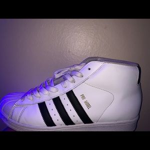 Adidas superstar shell toes